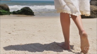 Vitória Strada feet photo thumbnail