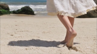 Vitória Strada feet photo thumbnail