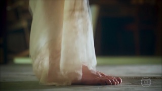 Vitória Strada feet photo thumbnail