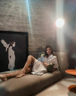 Vitória Strada feet photo thumbnail