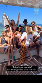 Vitória Strada feet photo thumbnail