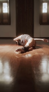 Vitória Strada feet photo thumbnail