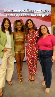 Vitória Strada feet photo thumbnail