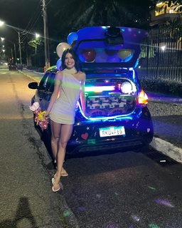 Vitória Strada feet photo thumbnail