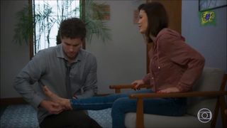 Vitória Strada feet photo thumbnail