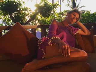 Viva Bianca feet photo thumbnail