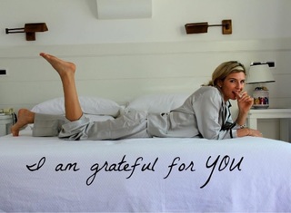 Viva Bianca feet photo thumbnail