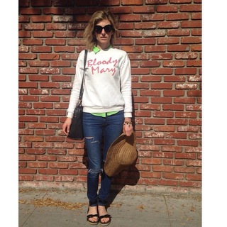 Viva Bianca feet photo thumbnail