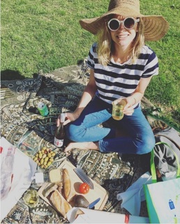 Viva Bianca feet photo thumbnail