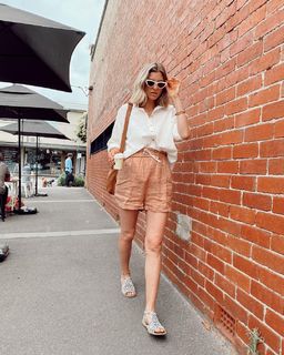 Viva Bianca feet photo thumbnail