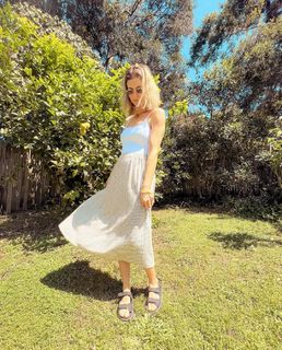 Viva Bianca feet photo thumbnail