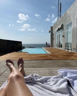 Viva Bianca feet photo thumbnail