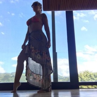 Vivi Fernandez feet photo 9