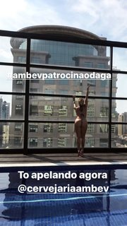 Vivi Fernandez feet photo 10