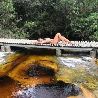 Vivi Fernandez feet photo 4