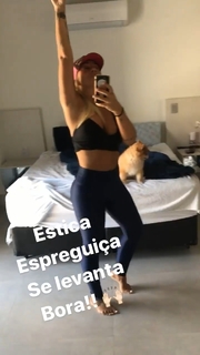 Vivi Fernandez feet photo 17