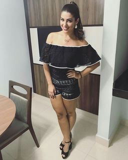 Vivian Amorim feet photo 13