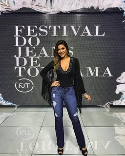 Vivian Amorim feet photo 3