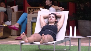 Vivian Amorim feet photo 4