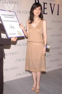 Vivian Chow feet photo 2