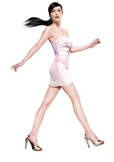 Vivian Chow feet photo 10
