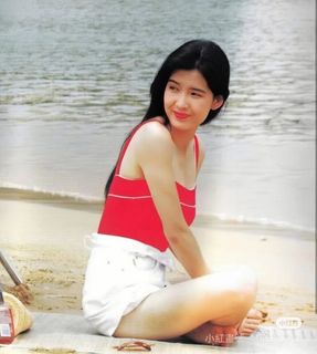 Vivian Chow feet photo 10
