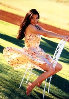 Vivian Hsu feet photo 17
