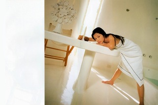 Vivian Hsu feet photo 1