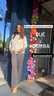 Viviana Saccone feet photo 5