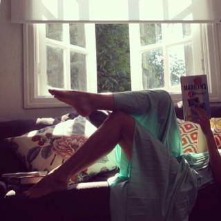 Viviana Serna feet photo 1