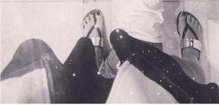 Viviana Serna feet photo 11
