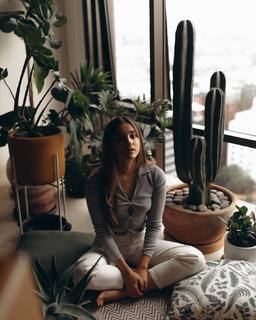 Viviana Serna feet photo 15
