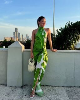 Viviana Serna feet photo 1
