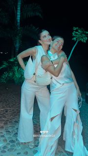 Viviana Serna feet photo 14