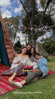 Viviana Serna feet photo 1