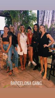 Viviane Geppert feet photo thumbnail