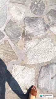 Viviane Geppert feet photo thumbnail