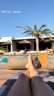 Viviane Geppert feet photo thumbnail