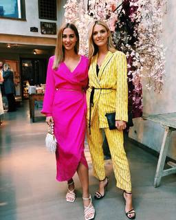 Viviane Geppert feet photo thumbnail