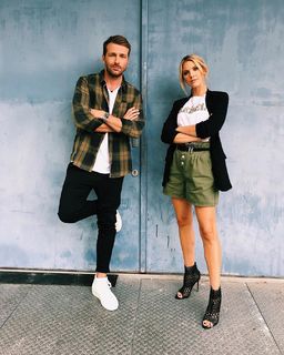 Viviane Geppert feet photo thumbnail