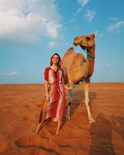 Viviane Geppert feet photo thumbnail