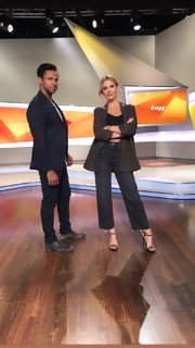 Viviane Geppert feet photo thumbnail