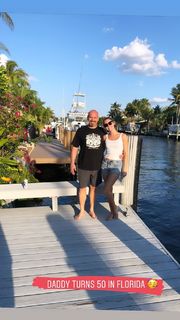 Viviane Geppert feet photo thumbnail