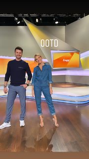 Viviane Geppert feet photo thumbnail