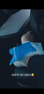 Viviane Geppert feet photo thumbnail