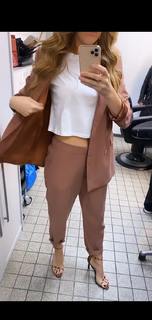 Viviane Geppert feet photo thumbnail