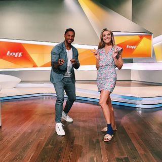 Viviane Geppert feet photo thumbnail