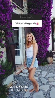 Viviane Geppert feet photo thumbnail