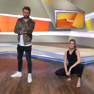 Viviane Geppert feet photo thumbnail