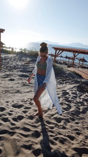 Viviane Geppert feet photo thumbnail